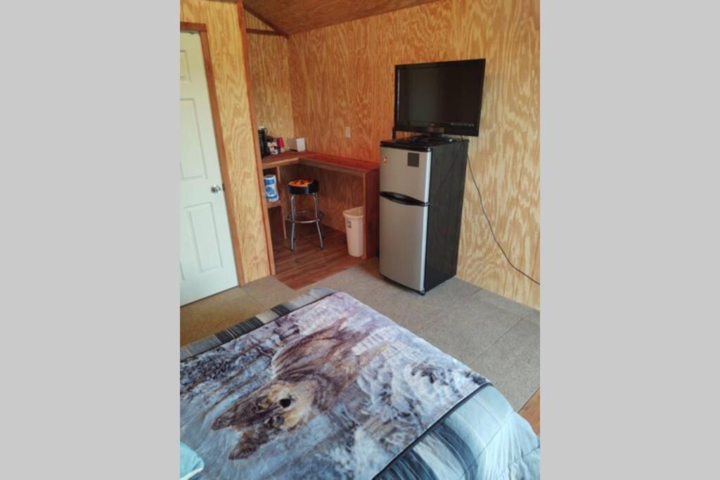 Tiny Cabin At The Donkeyranch Medicine Park Екстер'єр фото